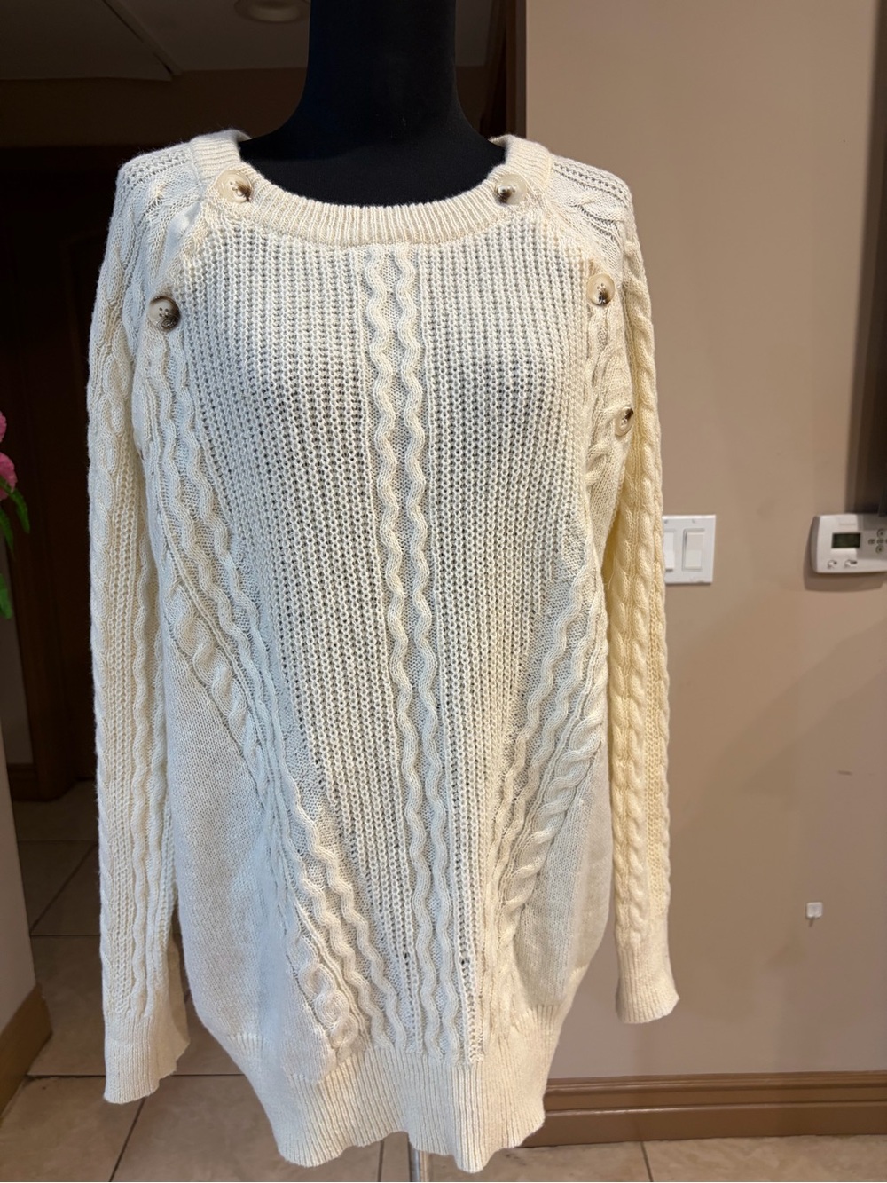 ANDREE BY UNIT Cream Cable-Knit Scoop Neck Sweater with Button Accents